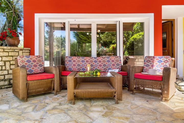 Poly'S Villa Lefkada Apolpaina Bagian luar foto