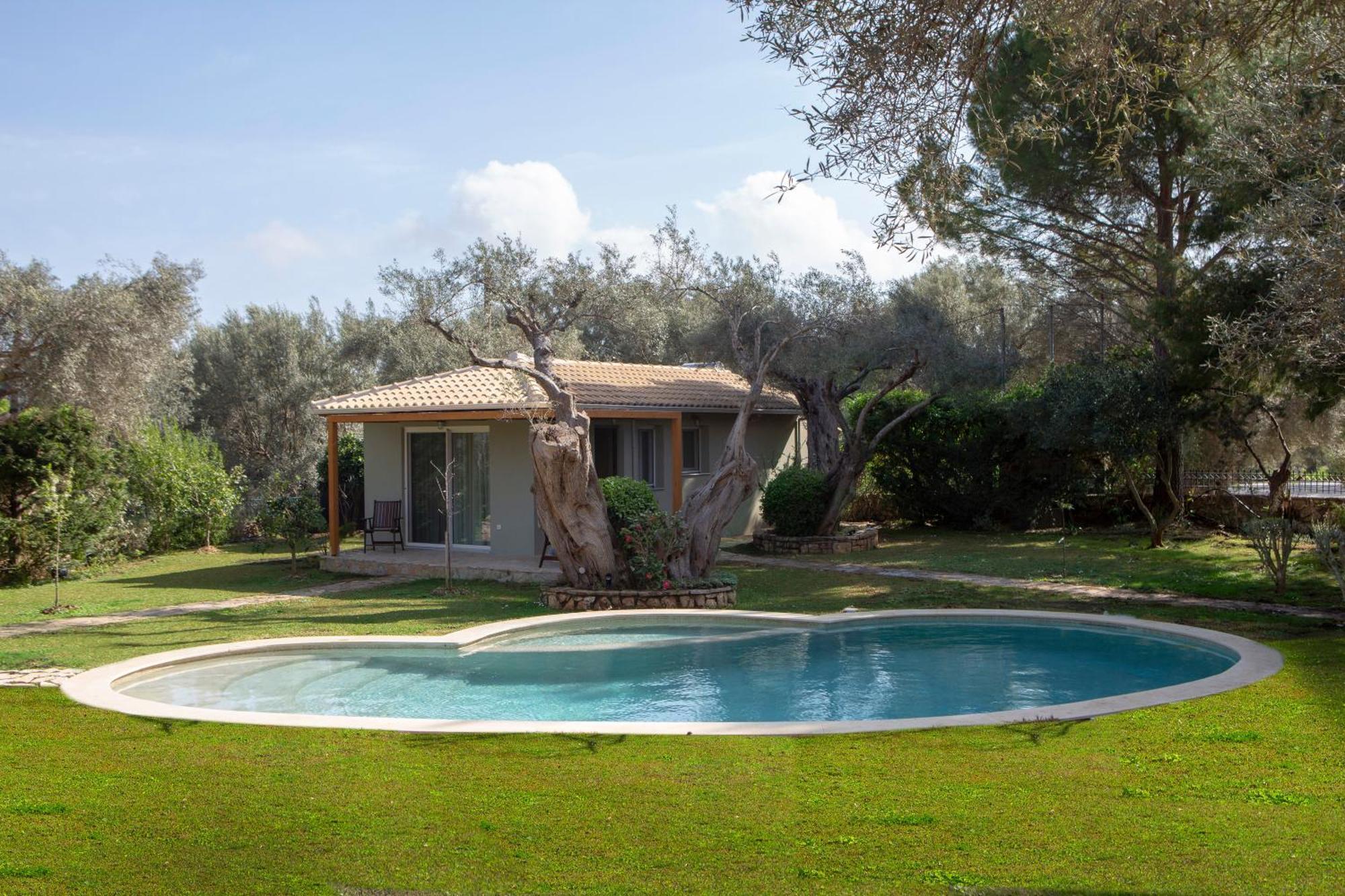 Poly'S Villa Lefkada Apolpaina Bagian luar foto