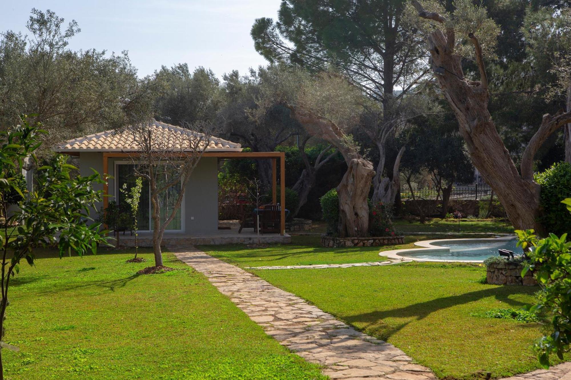 Poly'S Villa Lefkada Apolpaina Bagian luar foto