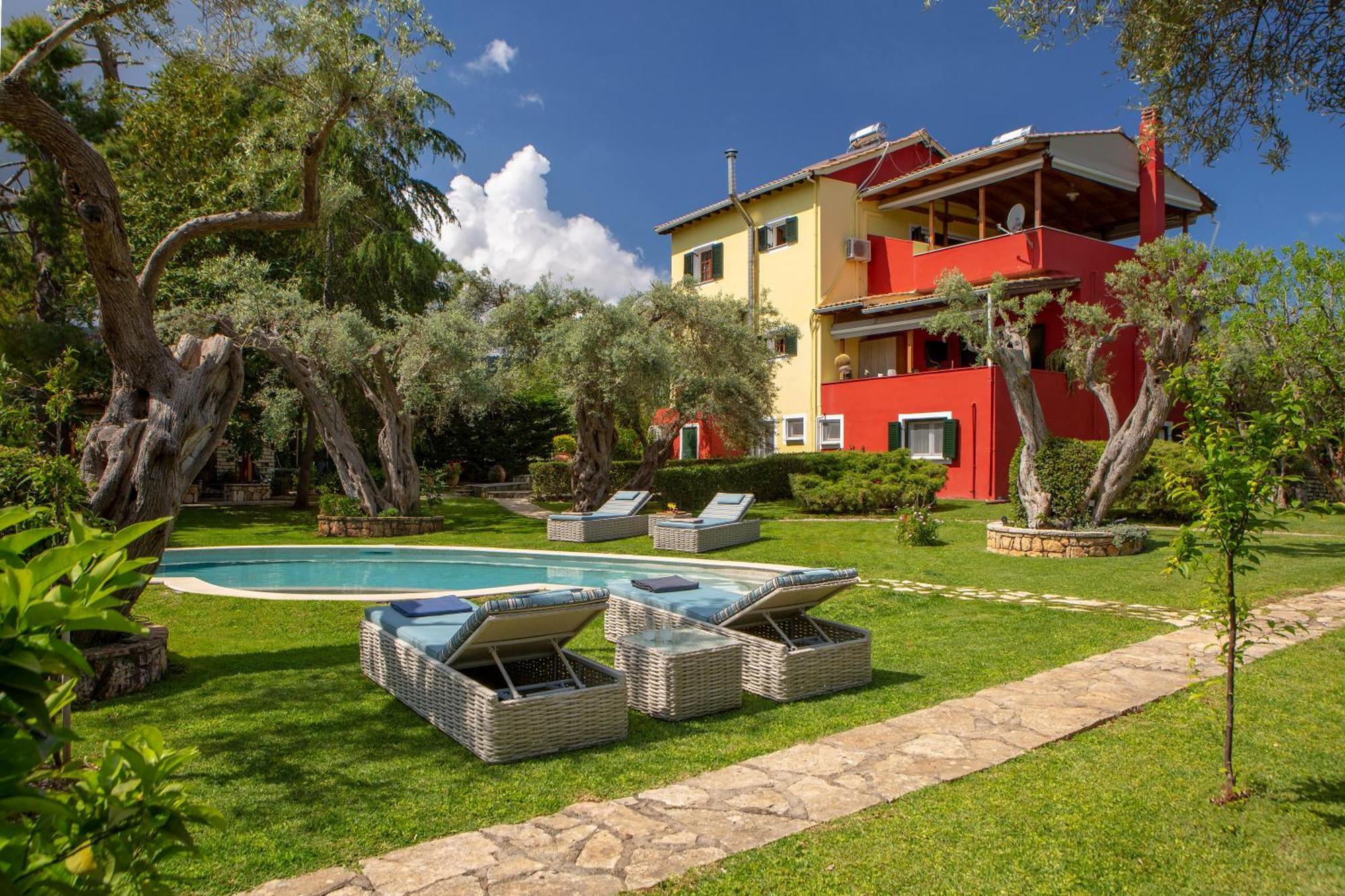Poly'S Villa Lefkada Apolpaina Bagian luar foto